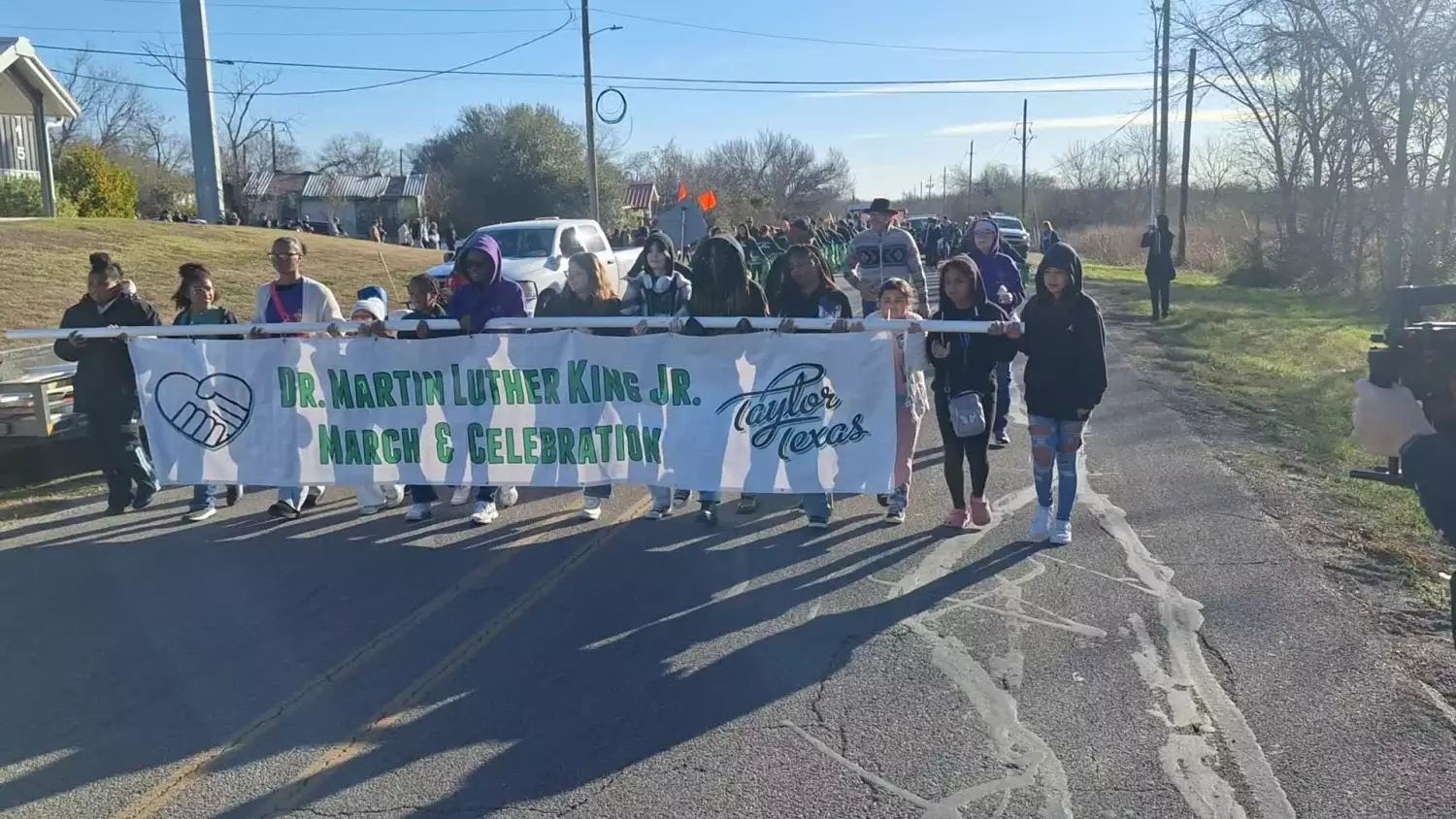 1000009445-405ed1a.mp4